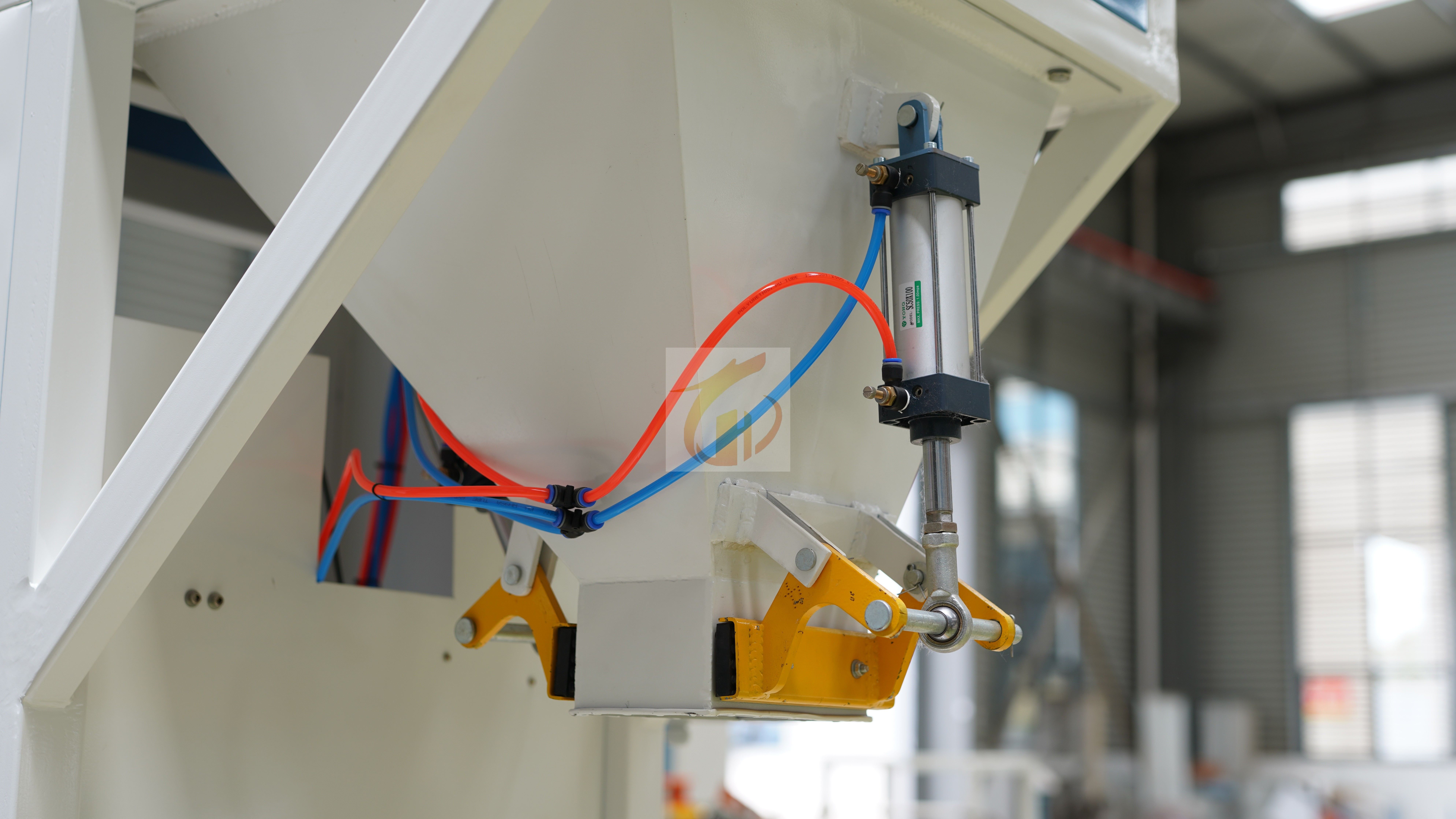 Máquina de empaque de maíz automática de 25 kg de alta velocidad con maquinaria de envoltura de control PLC